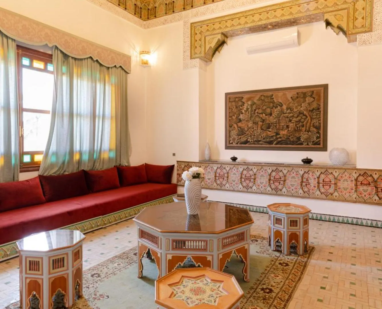 Nomadz Palace Touggana