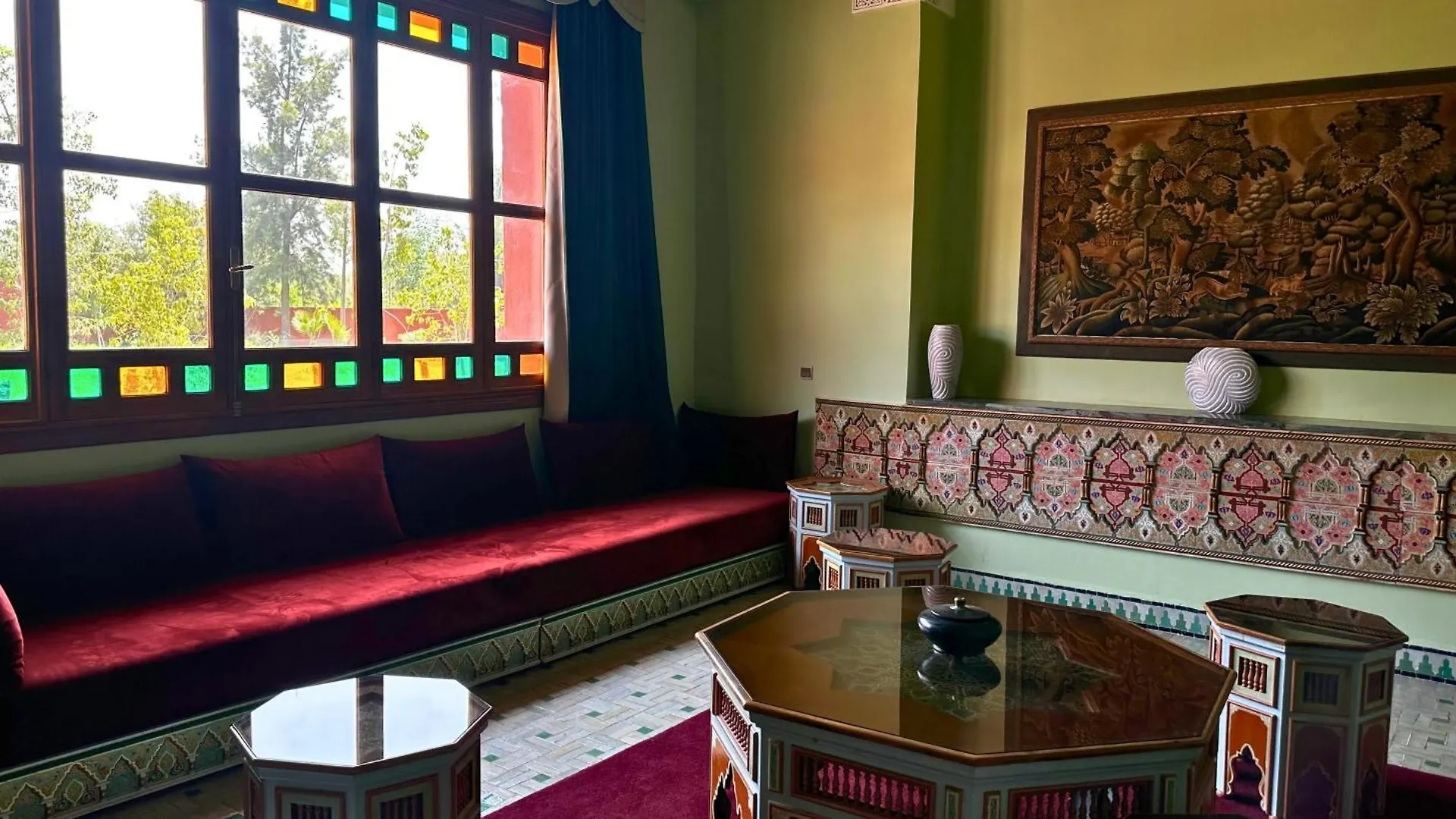 Nomadz Palace Touggana Hotel