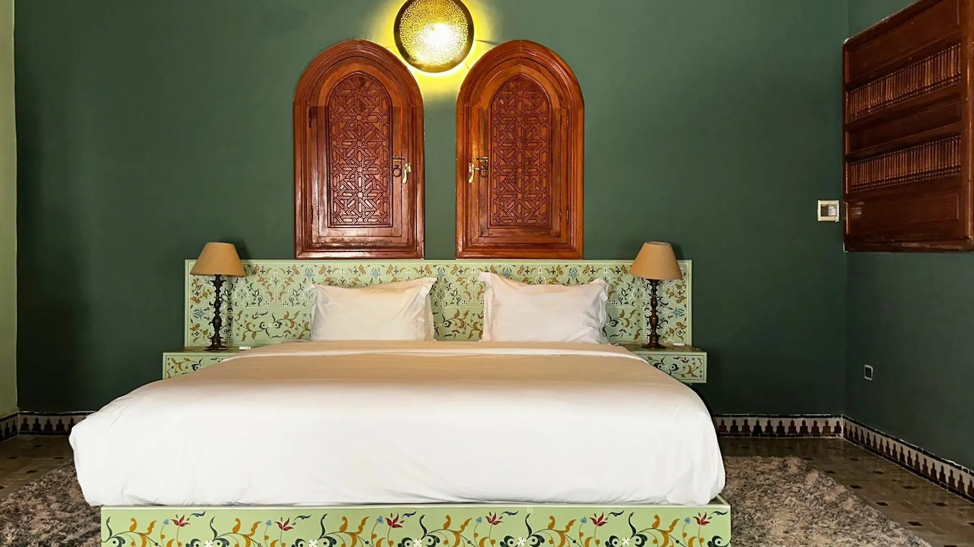 Nomadz Palace Touggana
