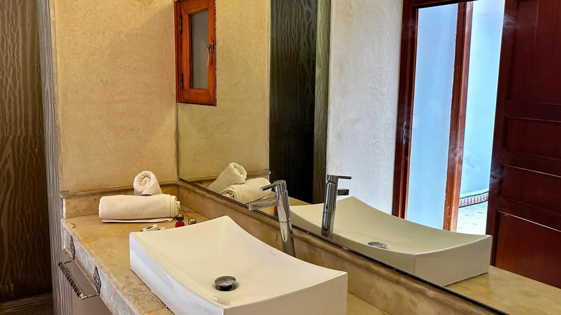Nomadz Palace Touggana 5*,